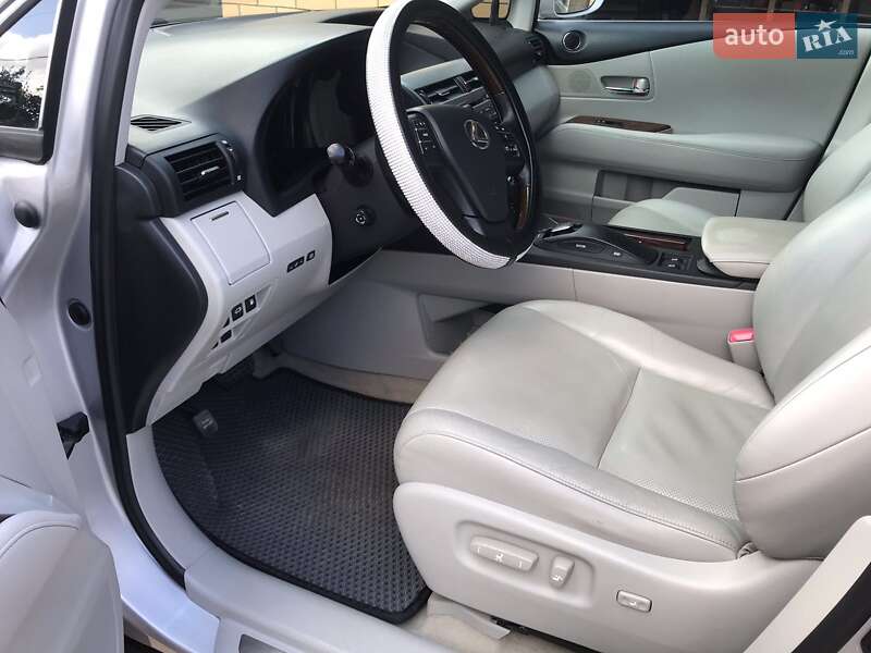 Внедорожник / Кроссовер Lexus RX 2010 в Измаиле