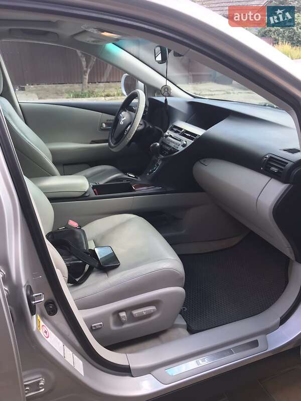 Внедорожник / Кроссовер Lexus RX 2010 в Измаиле