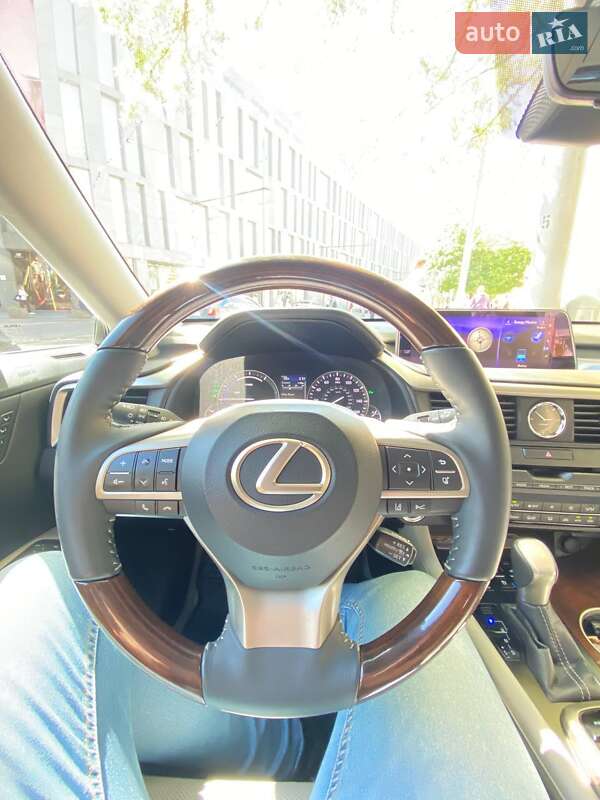 Внедорожник / Кроссовер Lexus RX 2017 в Днепре