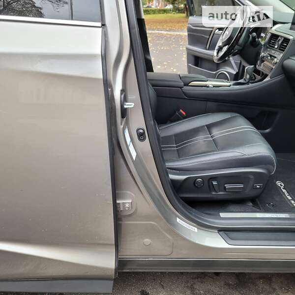 Внедорожник / Кроссовер Lexus RX 2020 в Староконстантинове