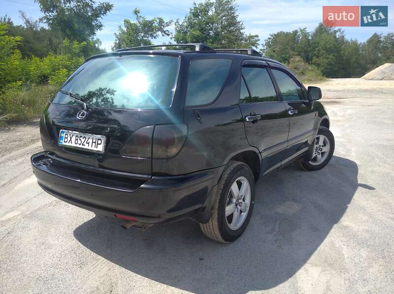 Внедорожник / Кроссовер Lexus RX 2002 в Славуте