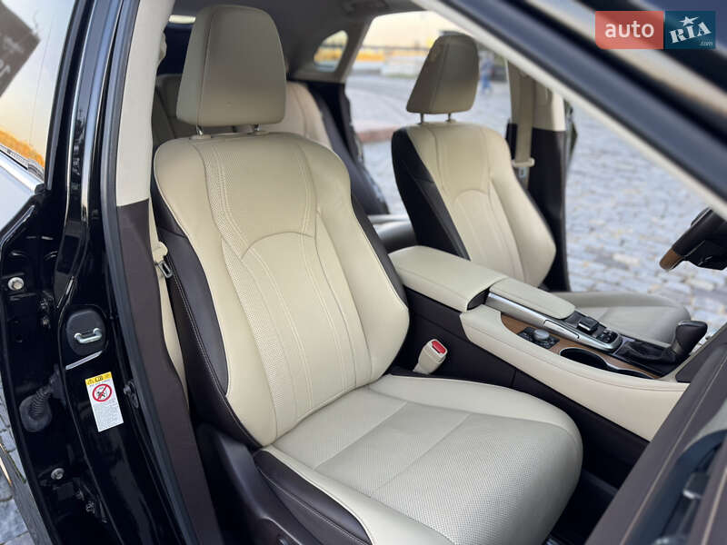 Внедорожник / Кроссовер Lexus RX 2016 в Киеве