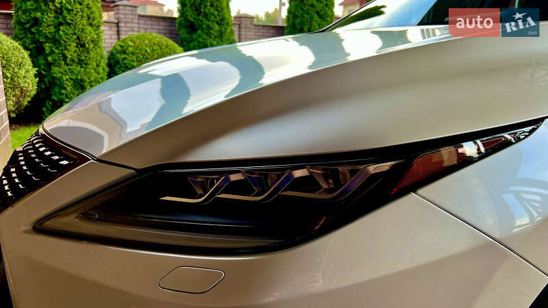 Внедорожник / Кроссовер Lexus RX 2021 в Черновцах