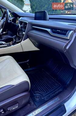 Внедорожник / Кроссовер Lexus RX 2016 в 