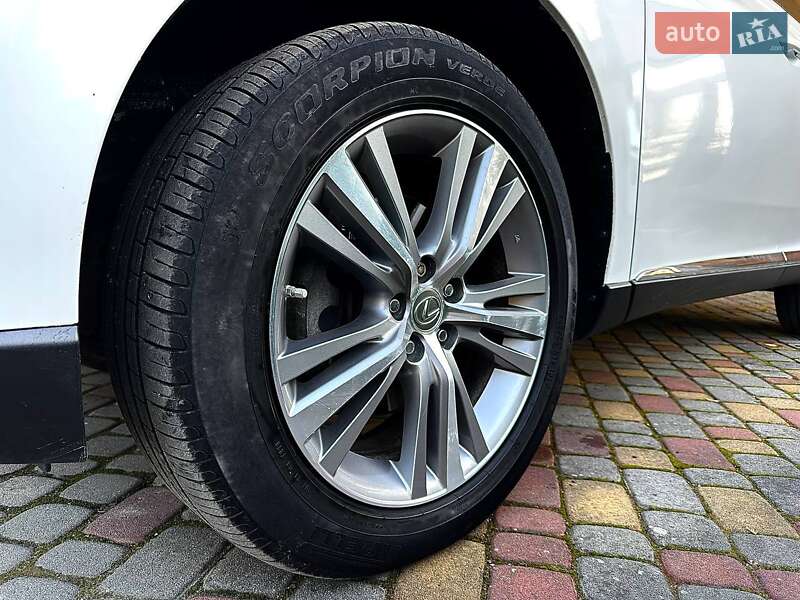 Позашляховик / Кросовер Lexus RX 2015 в Львові