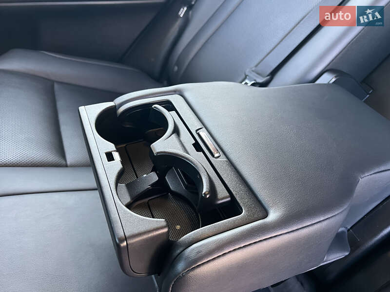 Позашляховик / Кросовер Lexus RX 2020 в Києві