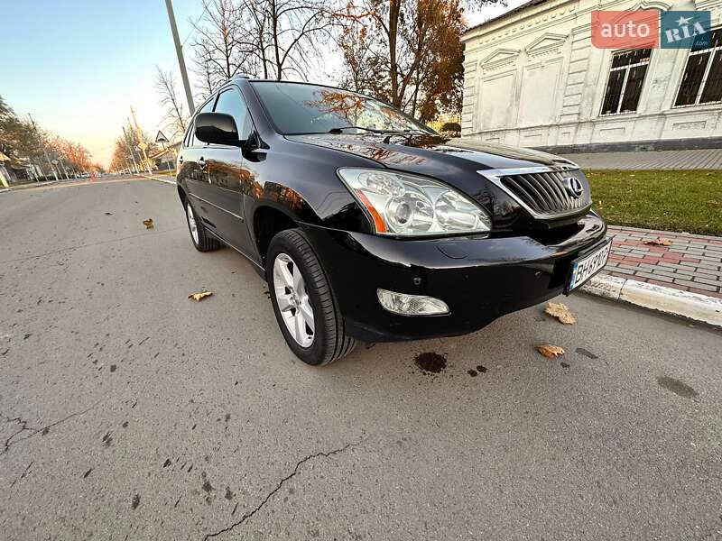 Внедорожник / Кроссовер Lexus RX 2007 в Килии