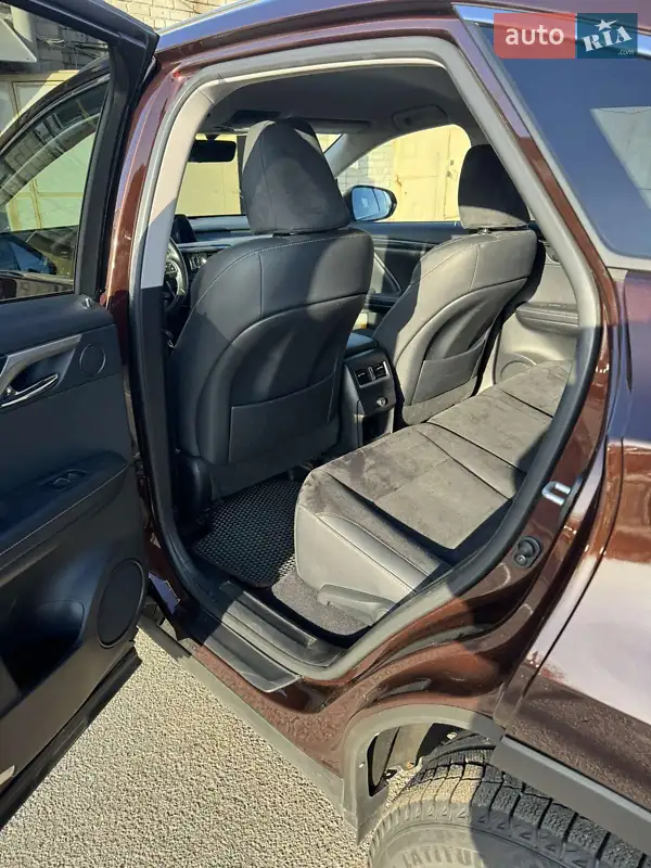 Lexus RX 2018 VIN JTJBAMCA202045038 фото оголошення 18 з 44