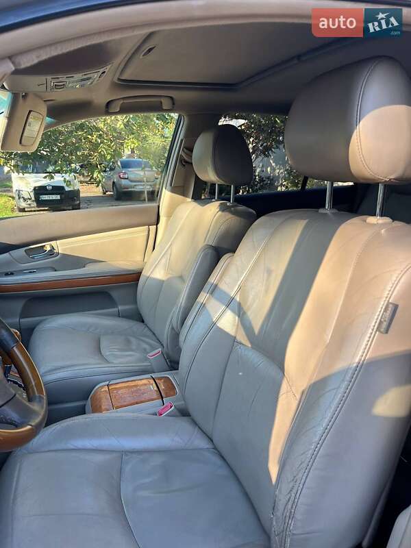 Внедорожник / Кроссовер Lexus RX 2004 в Одессе
