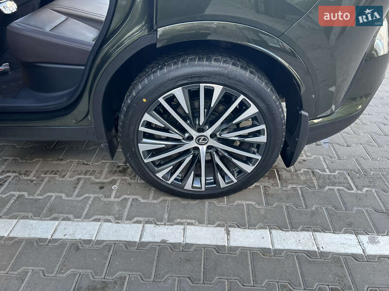Внедорожник / Кроссовер Lexus RX 2023 в Киеве фото 27 Внедорожник / Кроссовер Lexus RX 2023 в Киеве