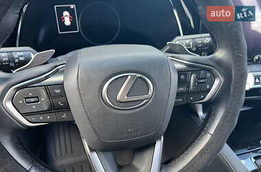 Внедорожник / Кроссовер Lexus RX 2023 в Киеве