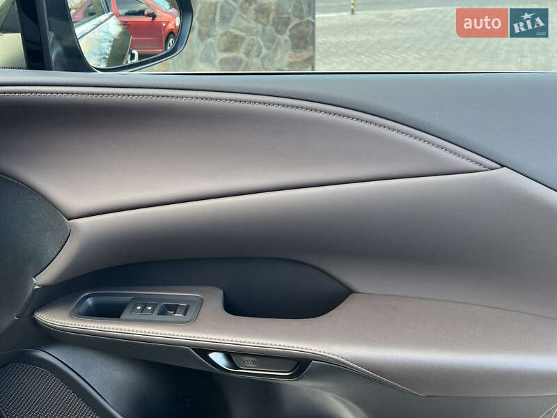 Внедорожник / Кроссовер Lexus RX 2023 в Киеве фото 41 Внедорожник / Кроссовер Lexus RX 2023 в Киеве