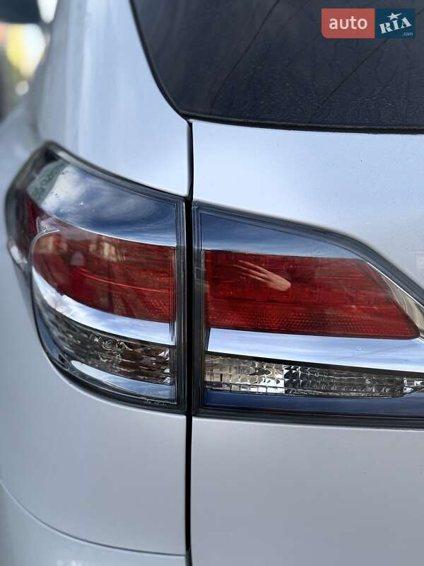 Внедорожник / Кроссовер Lexus RX 2012 в Врадиевке