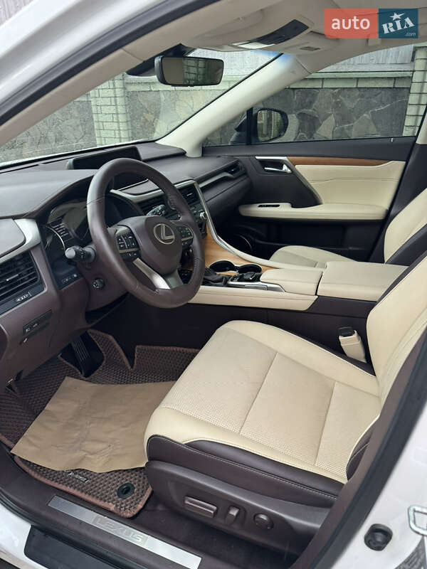Внедорожник / Кроссовер Lexus RX 2016 в Черновцах