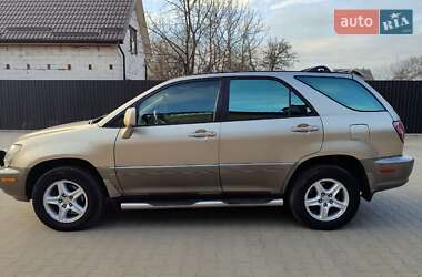 Внедорожник / Кроссовер Lexus RX 2000 в Казатине