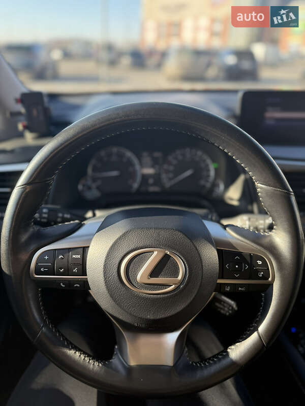 Внедорожник / Кроссовер Lexus RX 2018 в Львове