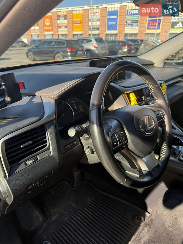 Внедорожник / Кроссовер Lexus RX 2018 в Львове