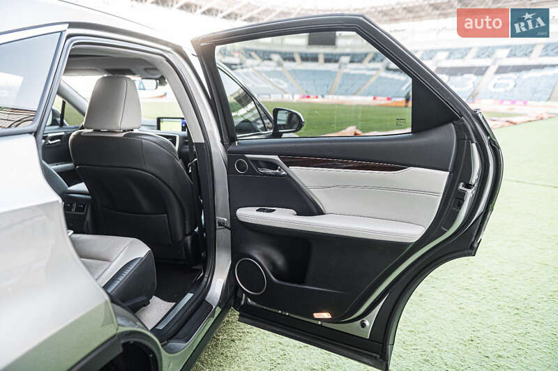 Внедорожник / Кроссовер Lexus RX 2018 в Одессе фото 27 Внедорожник / Кроссовер Lexus RX 2018 в Одессе