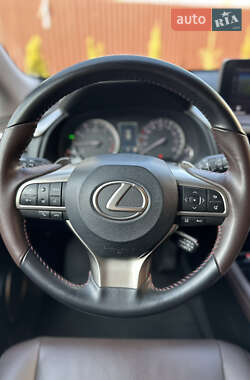 Внедорожник / Кроссовер Lexus RX 2021 в 