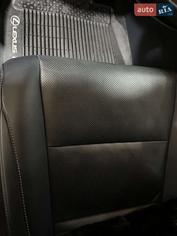 Позашляховик / Кросовер Lexus RX 2020 в Ірпені