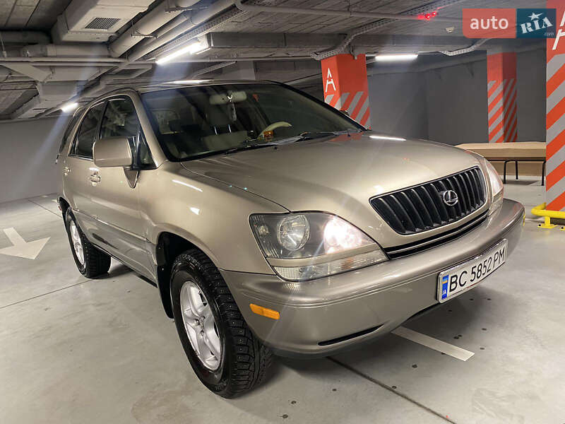 Внедорожник / Кроссовер Lexus RX 1999 в 