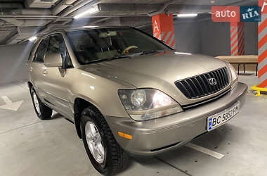 Внедорожник / Кроссовер Lexus RX 1999 в 