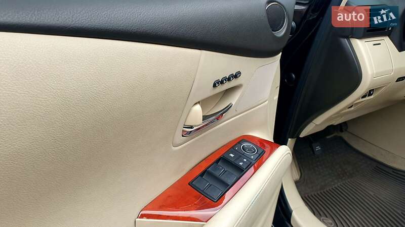 Внедорожник / Кроссовер Lexus RX 2011 в Киеве