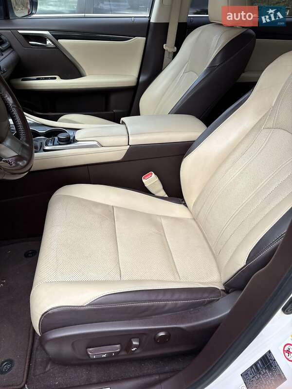 Позашляховик / Кросовер Lexus RX 2016 в Києві фото 16 Позашляховик / Кросовер Lexus RX 2016 в Києві