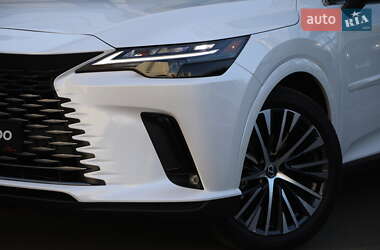 Внедорожник / Кроссовер Lexus RX 2023 в 