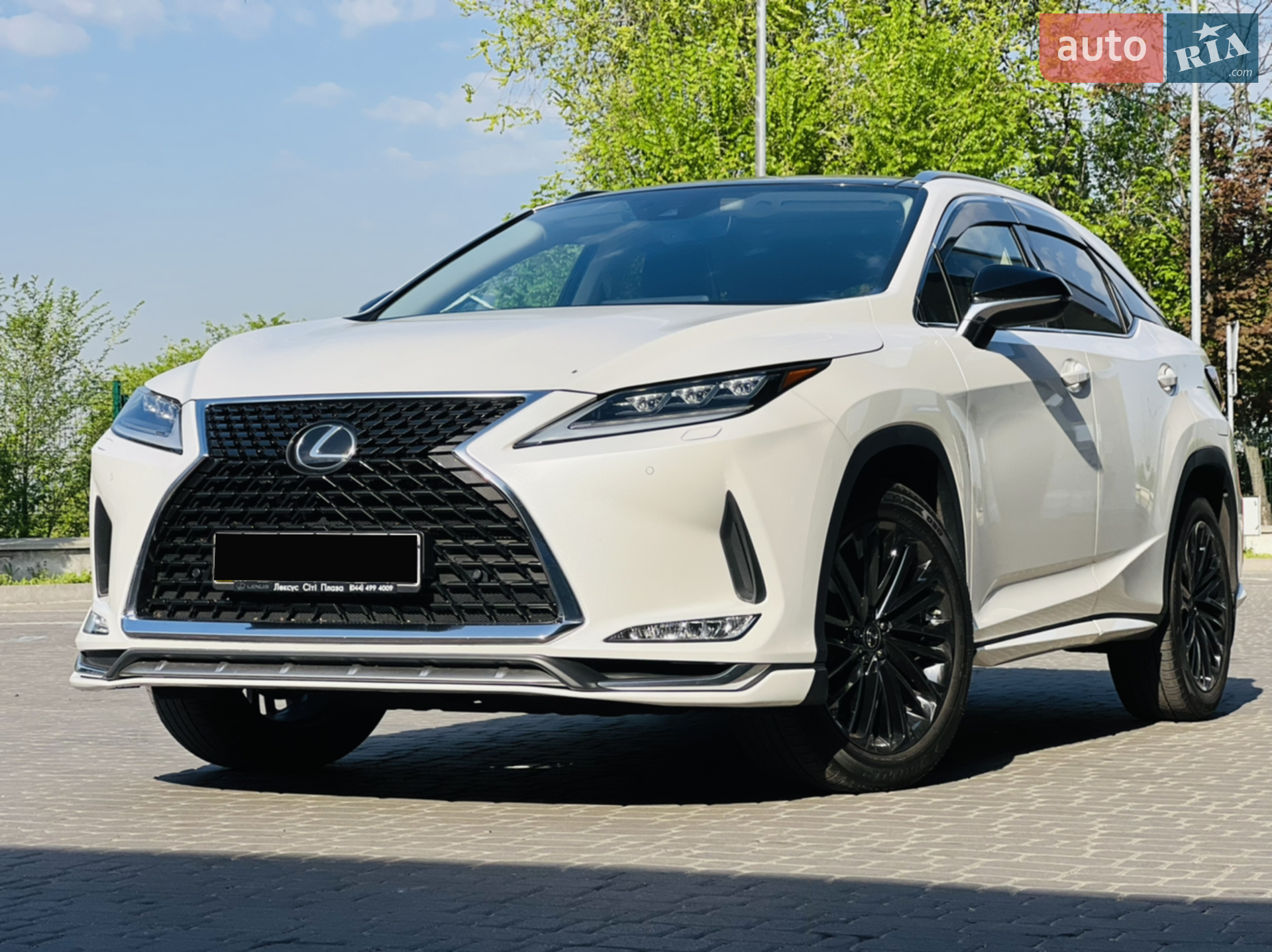 2022 Lexus RX - фото 1
