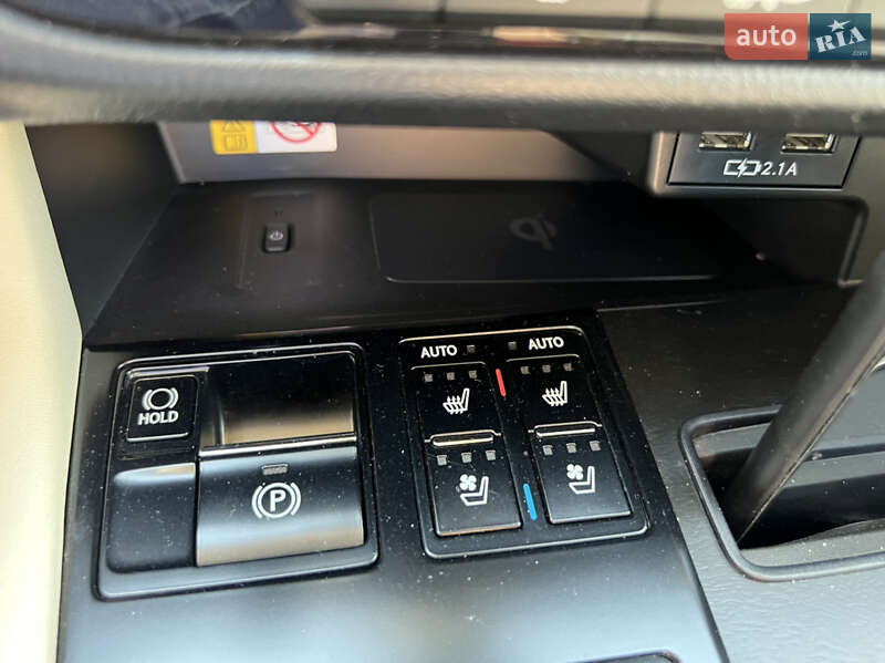 Внедорожник / Кроссовер Lexus RX 2022 в Киеве