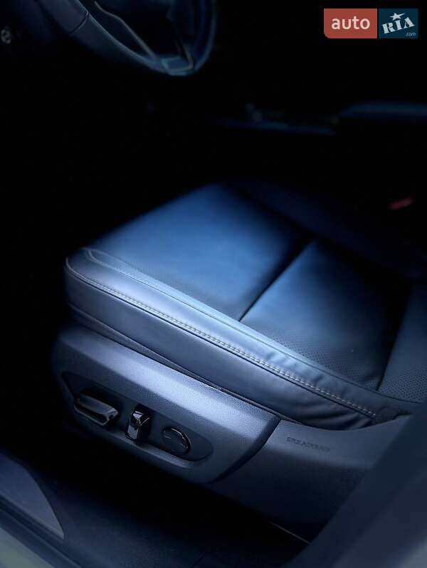 Внедорожник / Кроссовер Lexus RX 2023 в Одессе