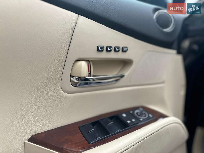 Позашляховик / Кросовер Lexus RX 2012 в Тернополі