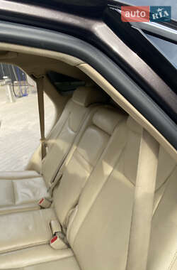 Внедорожник / Кроссовер Lexus RX 2010 в 