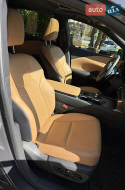 Внедорожник / Кроссовер Lexus RX 2024 в 