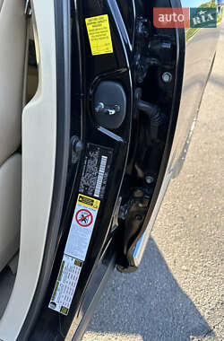 Внедорожник / Кроссовер Lexus RX 2010 в 