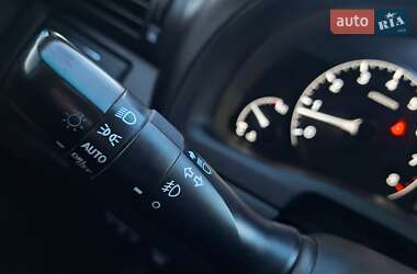 Позашляховик / Кросовер Lexus RX 2010 в 