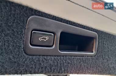Позашляховик / Кросовер Lexus RX 2010 в 