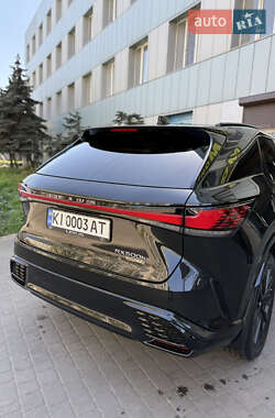 Внедорожник / Кроссовер Lexus RX 2023 в 