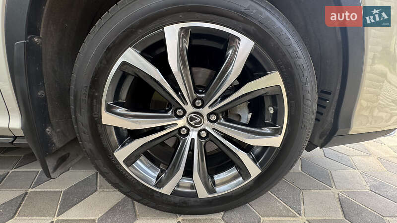 Позашляховик / Кросовер Lexus RX 2020 в Києві