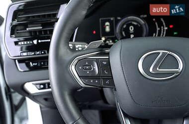 Внедорожник / Кроссовер Lexus RX 2023 в 