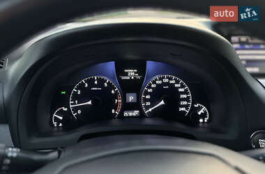 Внедорожник / Кроссовер Lexus RX 2012 в 