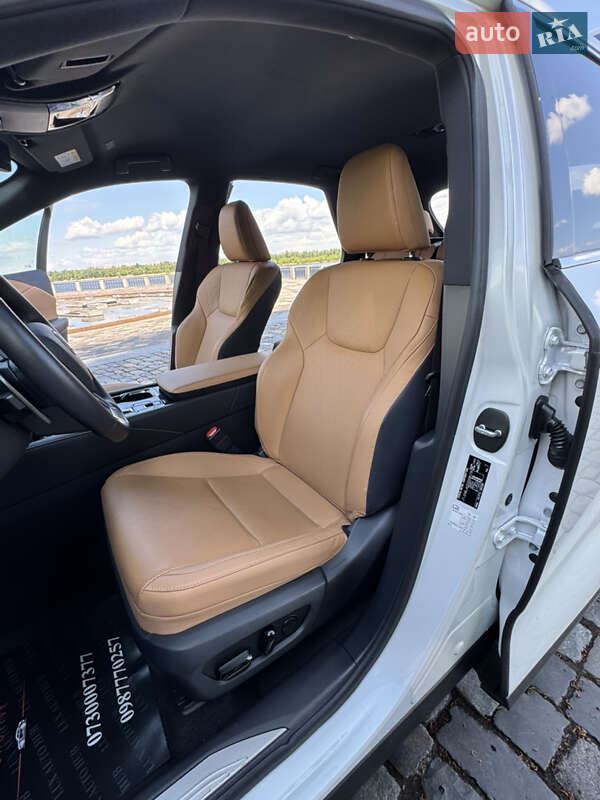 Внедорожник / Кроссовер Lexus RX 2023 в Киеве