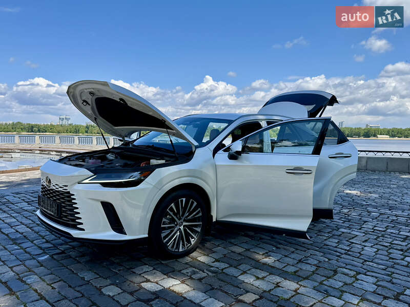 Внедорожник / Кроссовер Lexus RX 2023 в Киеве