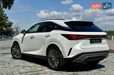 Внедорожник / Кроссовер Lexus RX 2023 в 