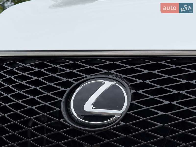 Внедорожник / Кроссовер Lexus RX 2020 в Луцке