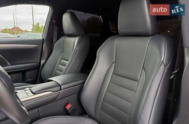 Внедорожник / Кроссовер Lexus RX 2020 в 