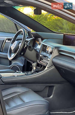 Внедорожник / Кроссовер Lexus RX 2019 в 
