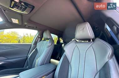 Внедорожник / Кроссовер Lexus RX 2023 в 