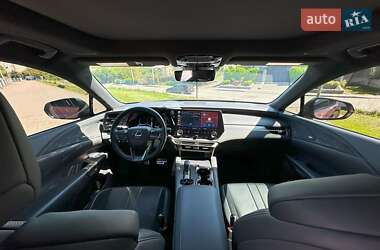 Внедорожник / Кроссовер Lexus RX 2023 в 